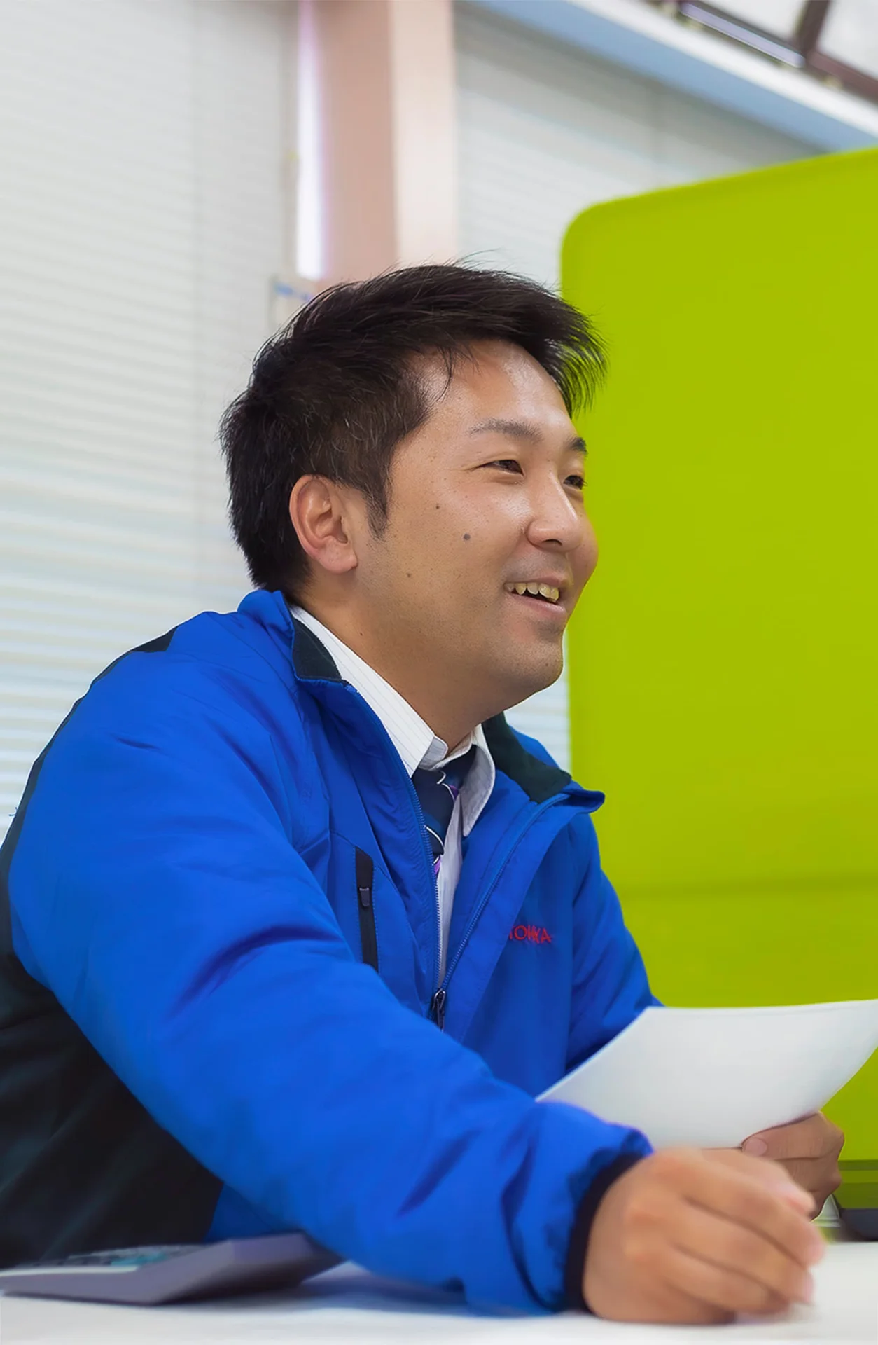 サービスに対して丁寧に説明している営業